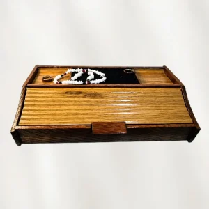 Unisex Vintage-Style Dresser Valet – Elegant Keepsake Chest